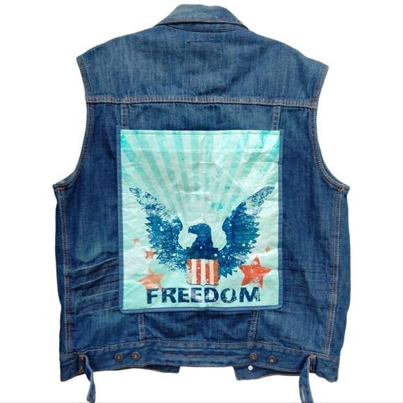 Basic Code Denim Vest Size L Patches Back Panel Freedom - Picture 2 of 7